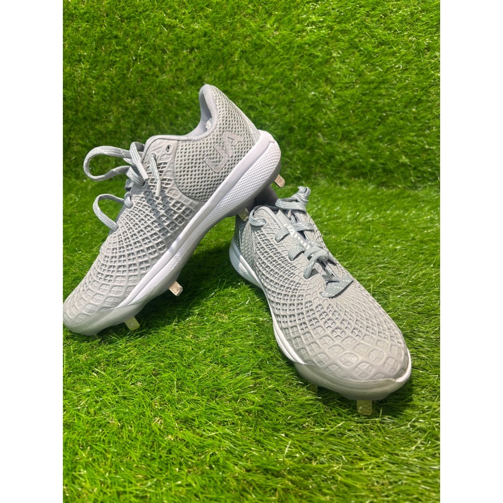 Under Armour Womens Charged Breathe Metal Softball Cleats Gray 3026601-102 7‎